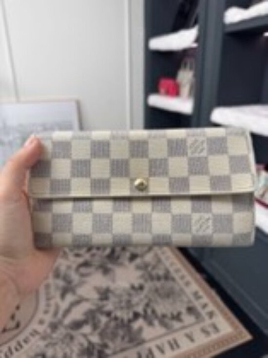 Handbags - LV Wallet